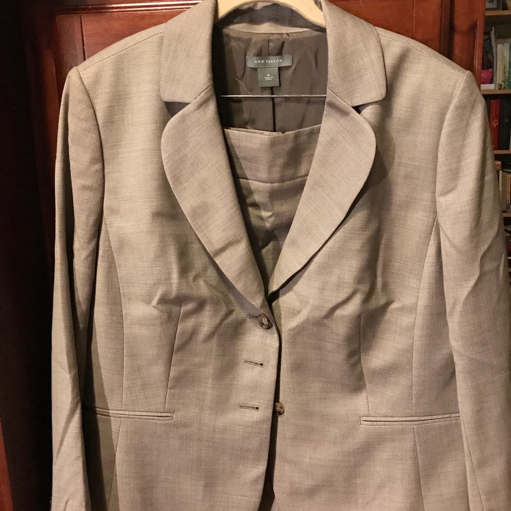 Ann Taylor blazer and skirt. Taupe. Size 18.